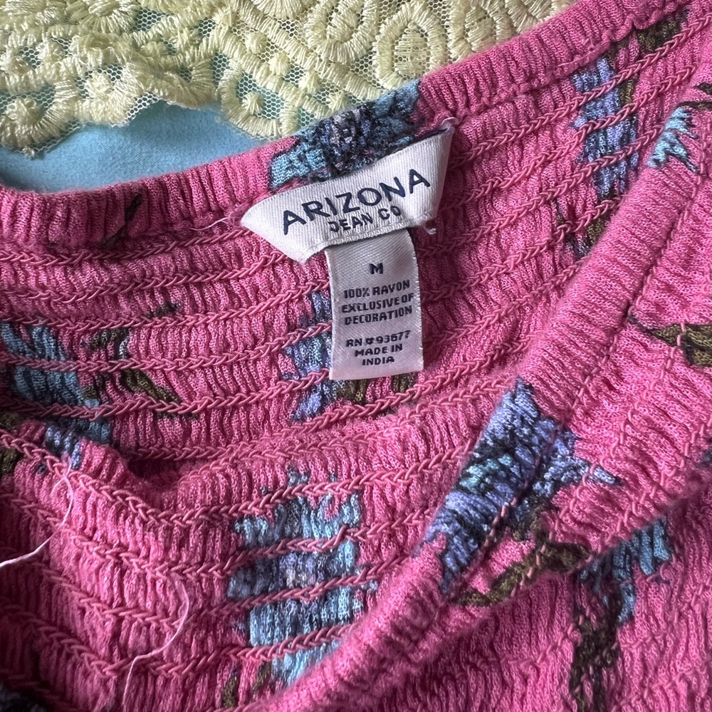 5 tops bundle - Picture 11 of 11